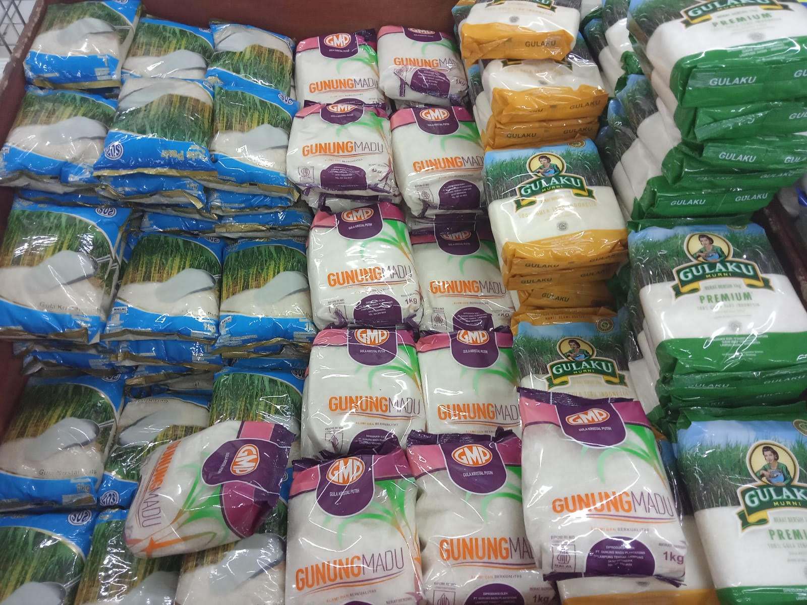 Kendalikan Harga Pangan, Satgas Saber Pangan Atur Harga Gula Sesuai HET di Swalayan